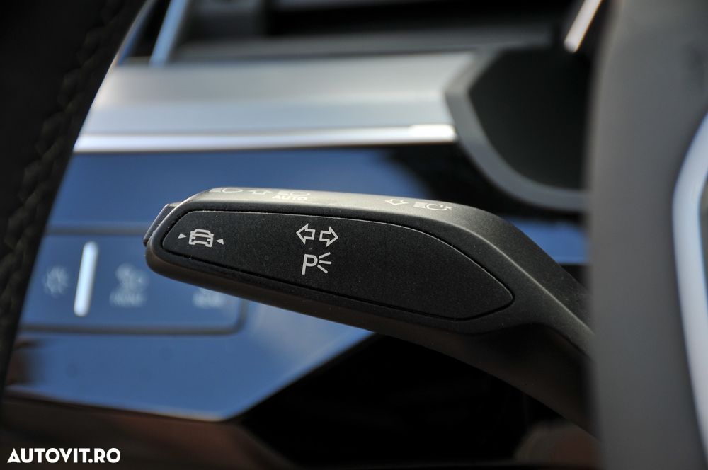 AUDI e-tron 2023 — imagine 11