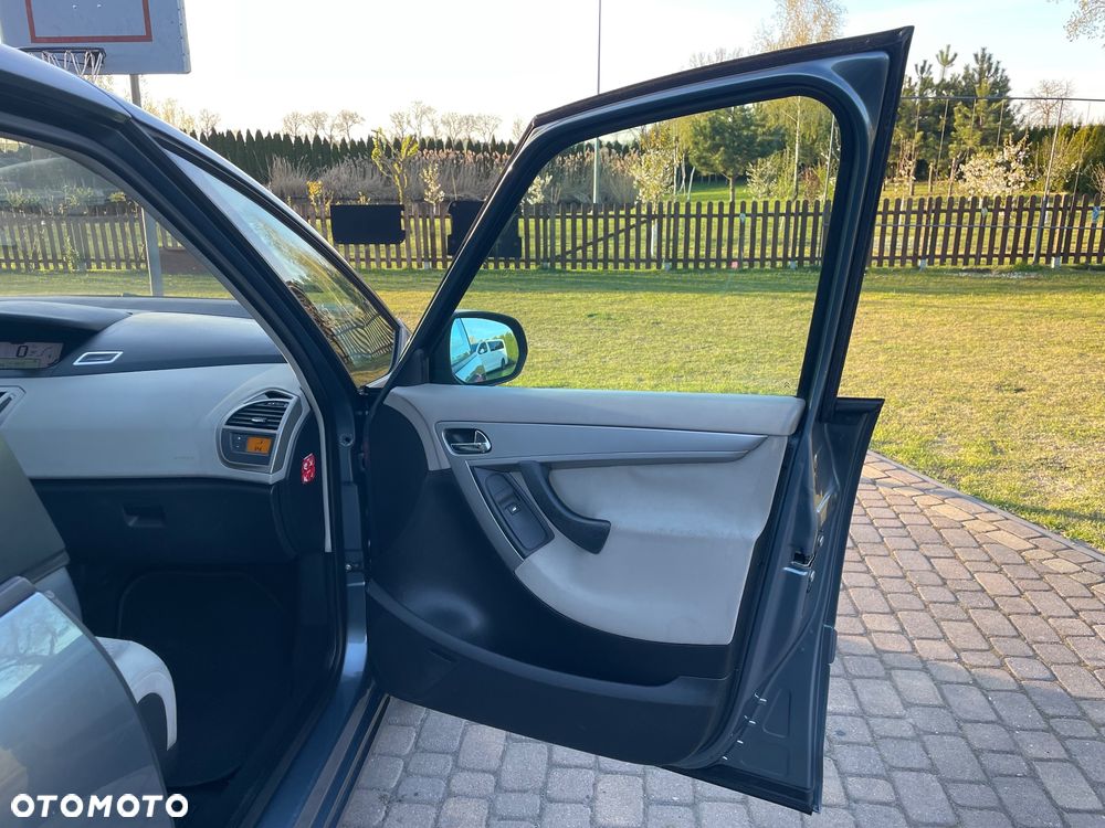 Citroën C4 Picasso - 26