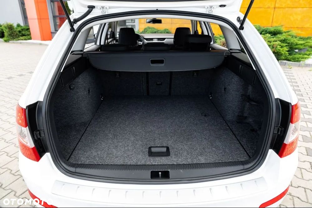 Skoda Octavia 2.0 TDI 4x4 Style DSG - 22