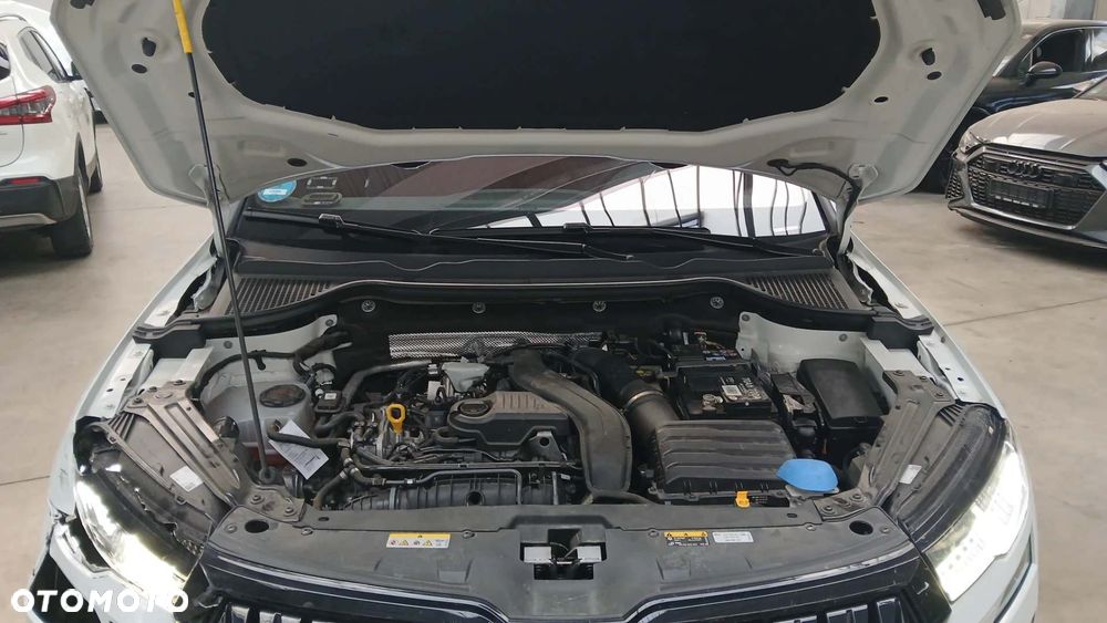 Skoda Karoq 1.5 TSI ACT GPF 4x2 Sportline - 14
