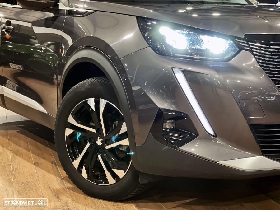 Peugeot 2008 1.2 PureTech Allure Pack - 6