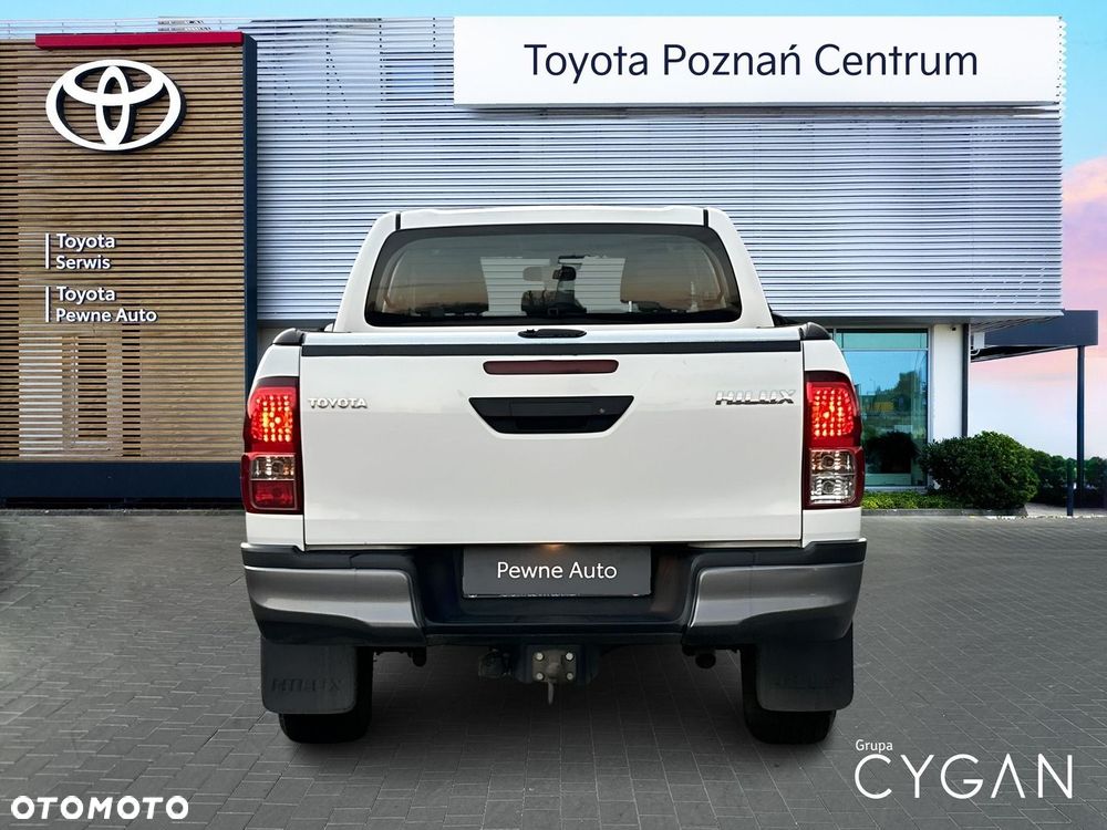 Toyota Hilux 2.4 D-4D Double Cab DLX 4x4 - 5