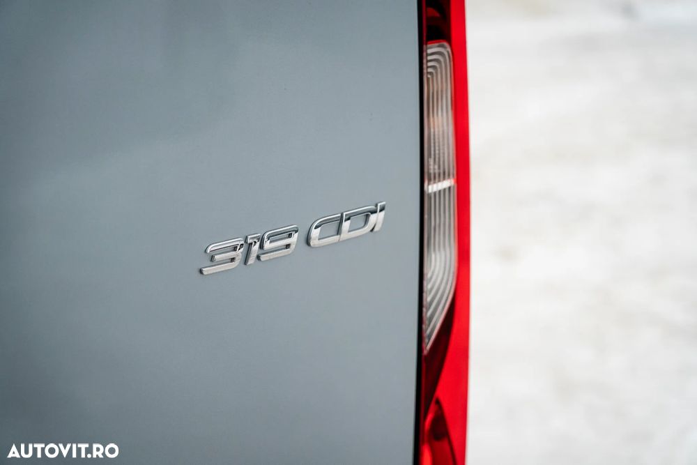 Mercedes-Benz Sprinter 319 CDI furgon - 12