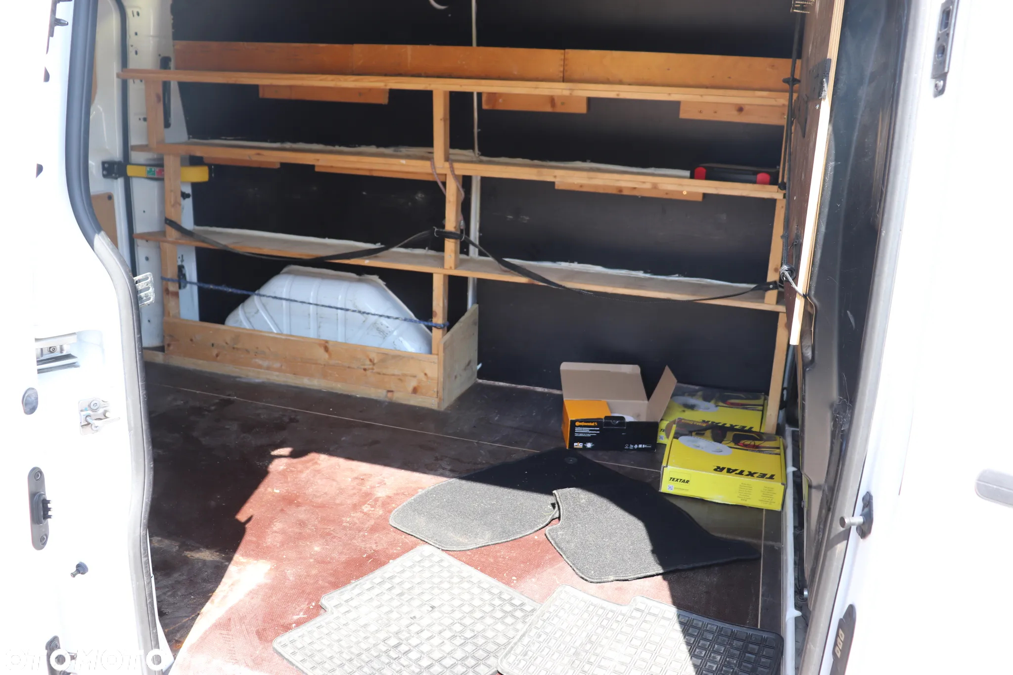 Ford Transit - 29
