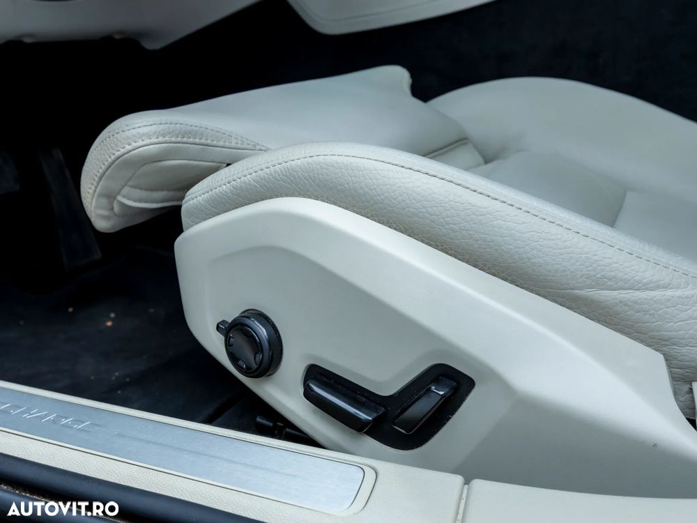 Volvo V60 T6 AWD Recharge Geartronic Inscription - 22