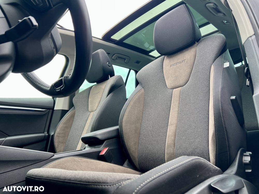 Skoda Octavia Combi 2.0 TDI DSG 4X4 Scout - 14