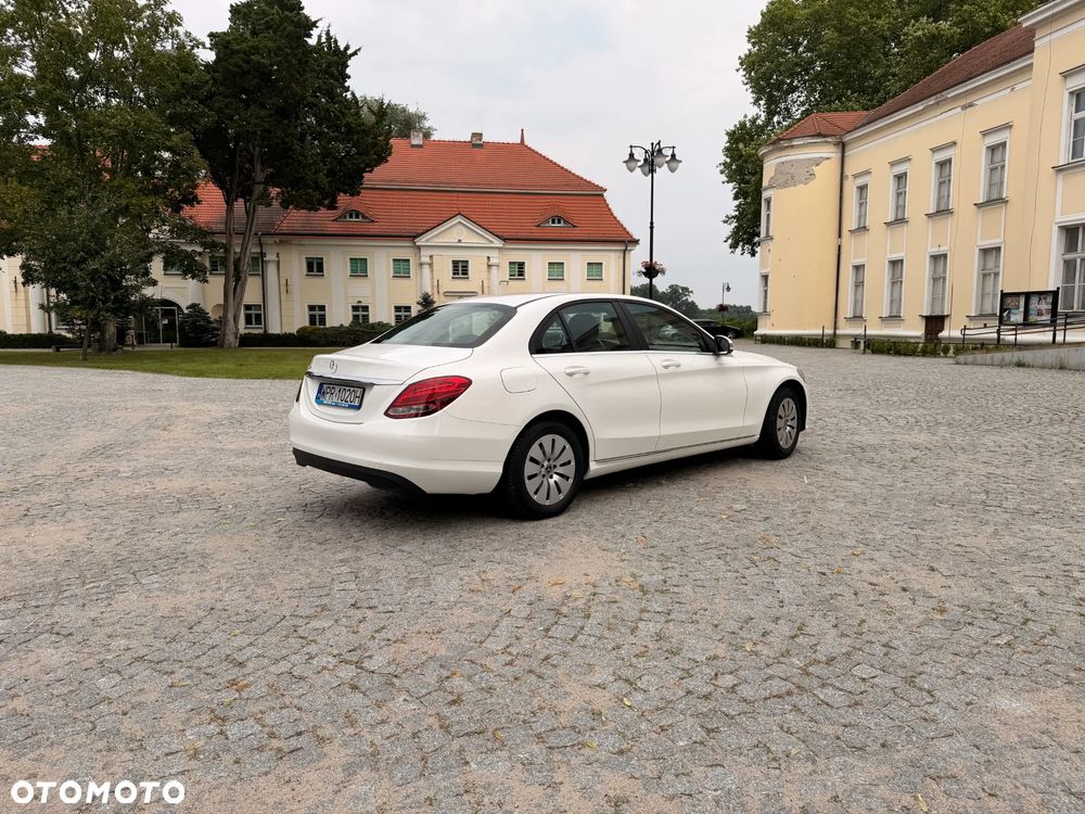 Mercedes-Benz Klasa C 200 d - 25