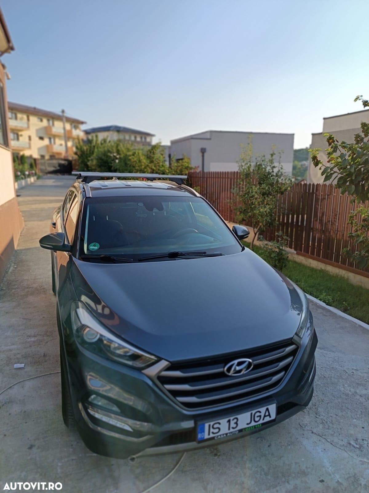 Hyundai Tucson 2.0 CRDI 4WD Automatik Style - 2