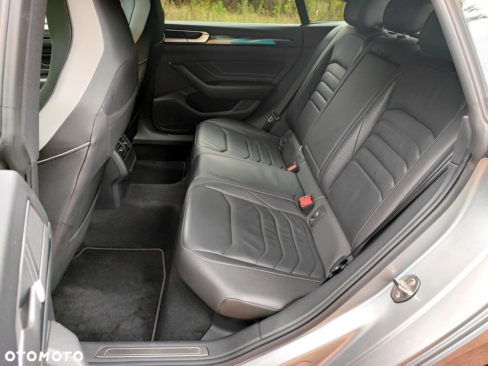 Volkswagen Arteon 2.0 TDI SCR DSG R-Line - 20
