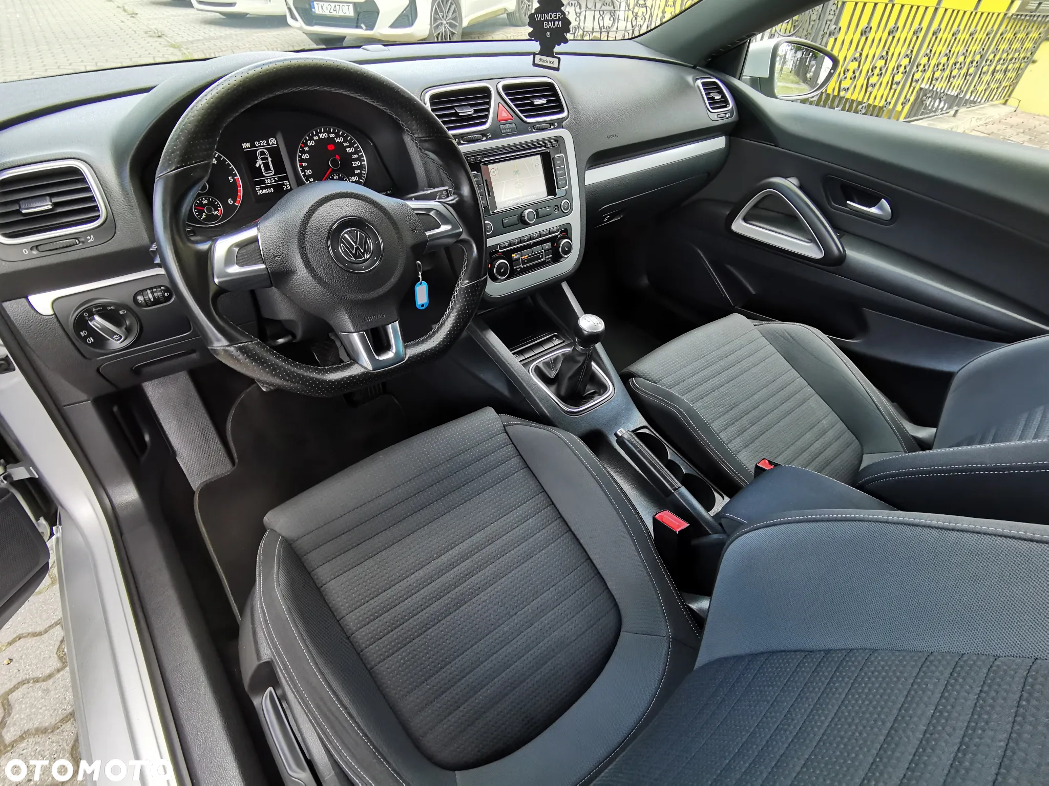 Volkswagen Scirocco 2.0 TDI Blue Motion Technologie Team - 9