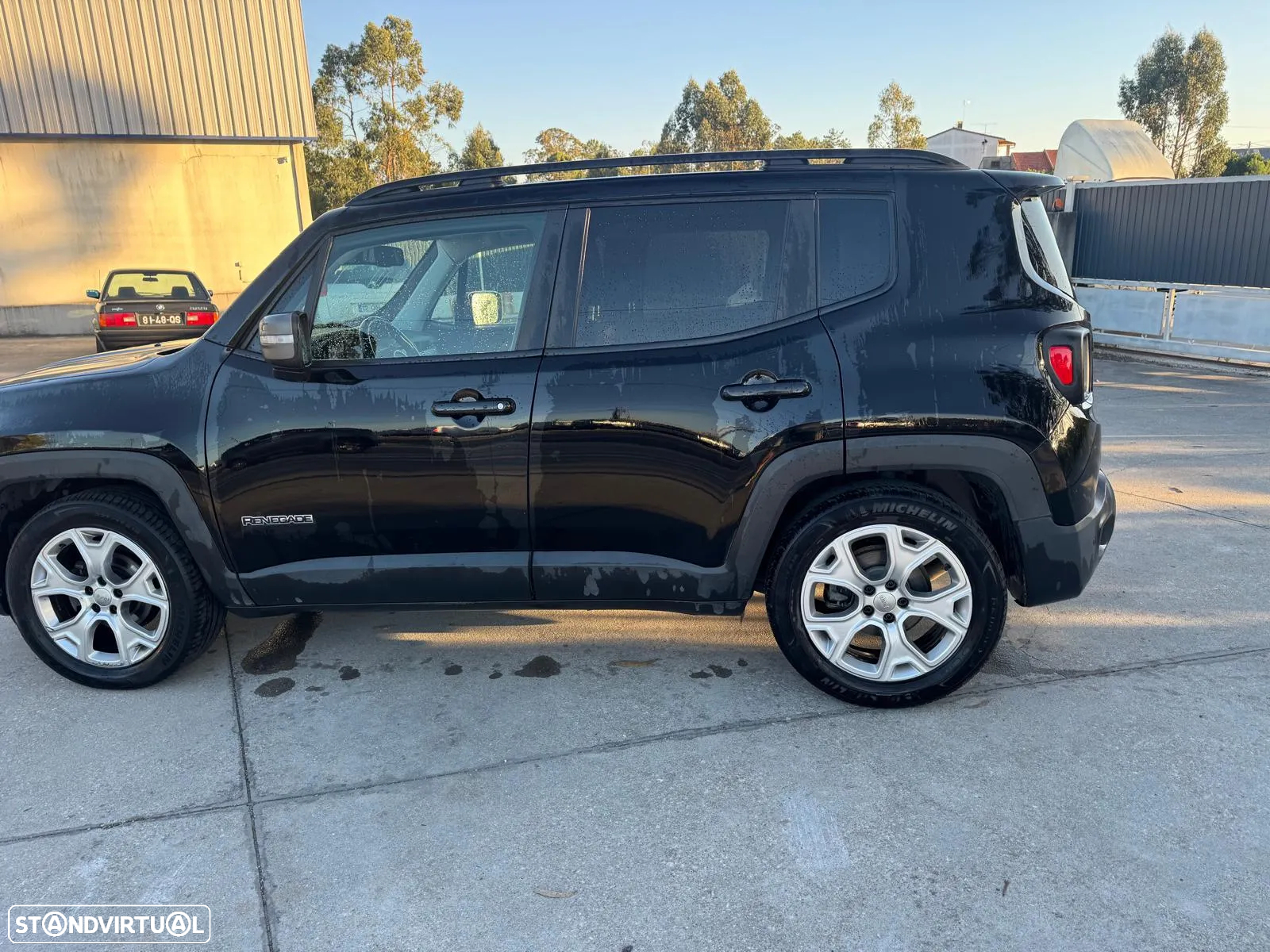 Jeep Renegade - 8