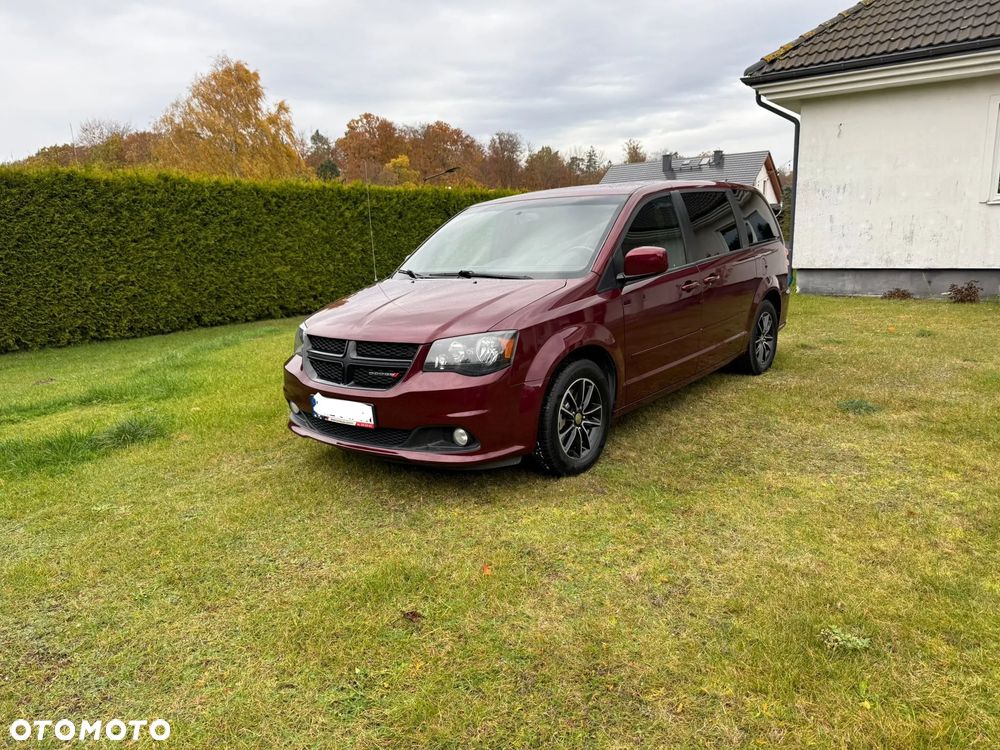 Dodge Grand Caravan 3.6 R/T - 7