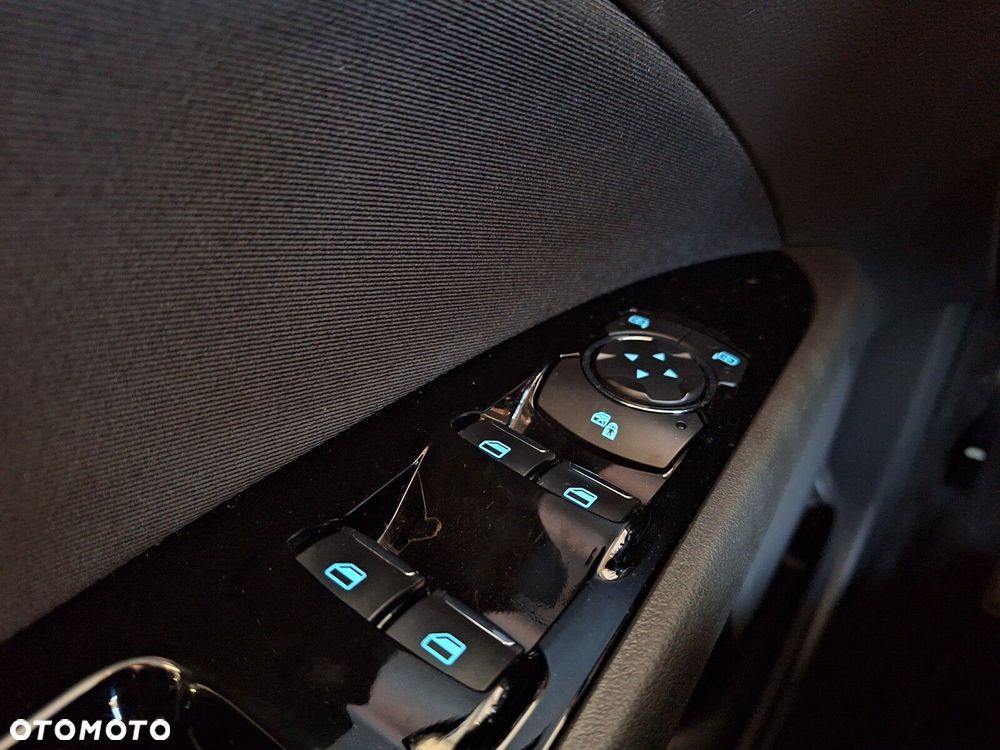 Ford Mondeo 2.0 EcoBlue Trend - 38