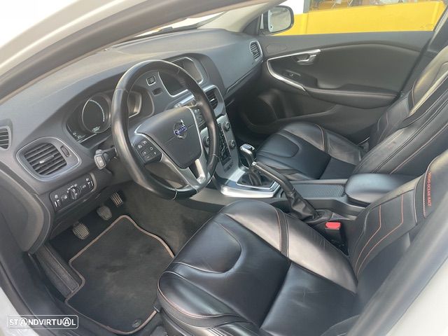 Volvo V40 1.6 D2 VOR - 13