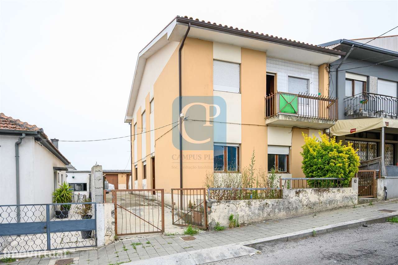 Moradia Bifamiliar T2 + T2 em Gondomar - Grande imagem: 2/35