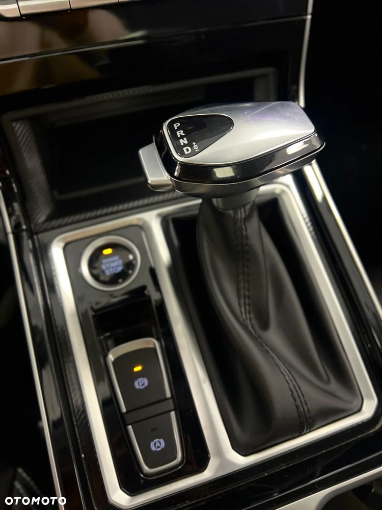 JAC J7 Plus CVT - 13