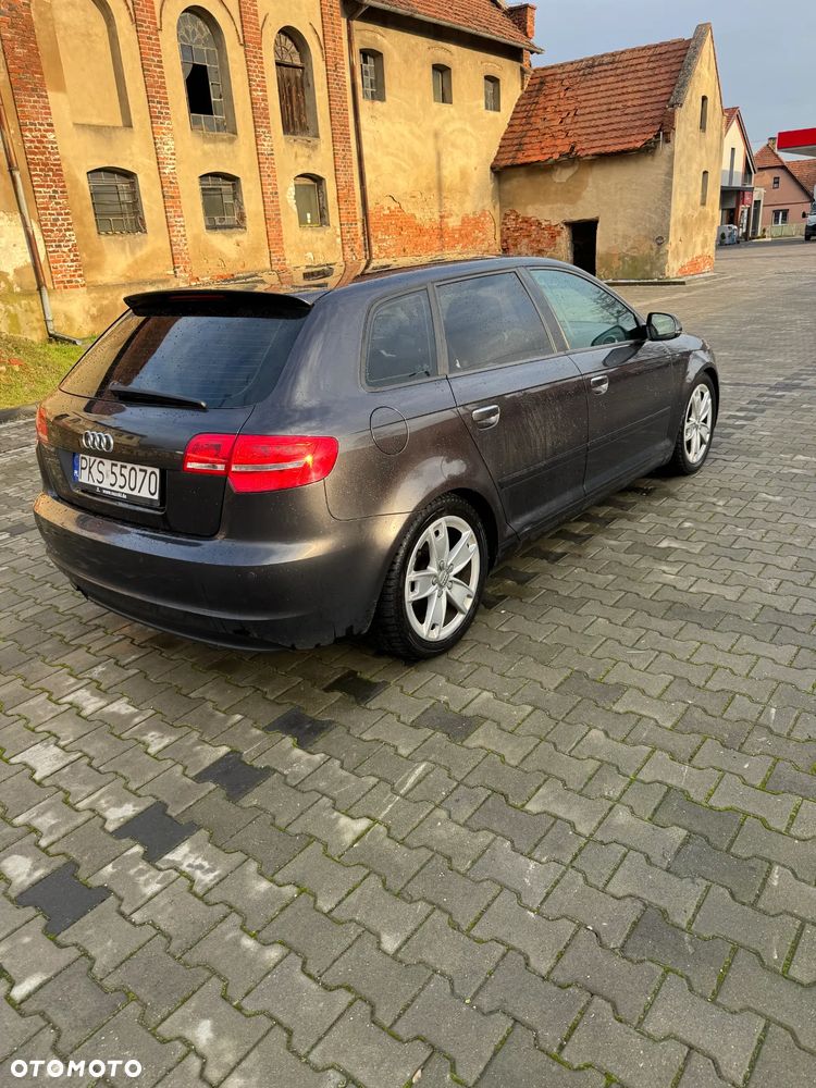 Audi A3 Sportback 2.0 TDI Ambiente - 11