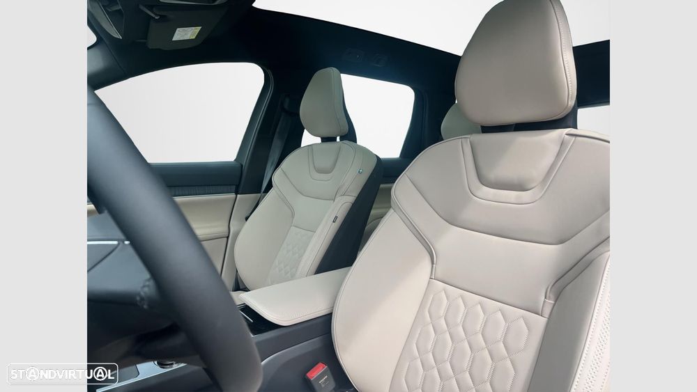 Volvo EX90 104 kWh Single Motor Core - 11