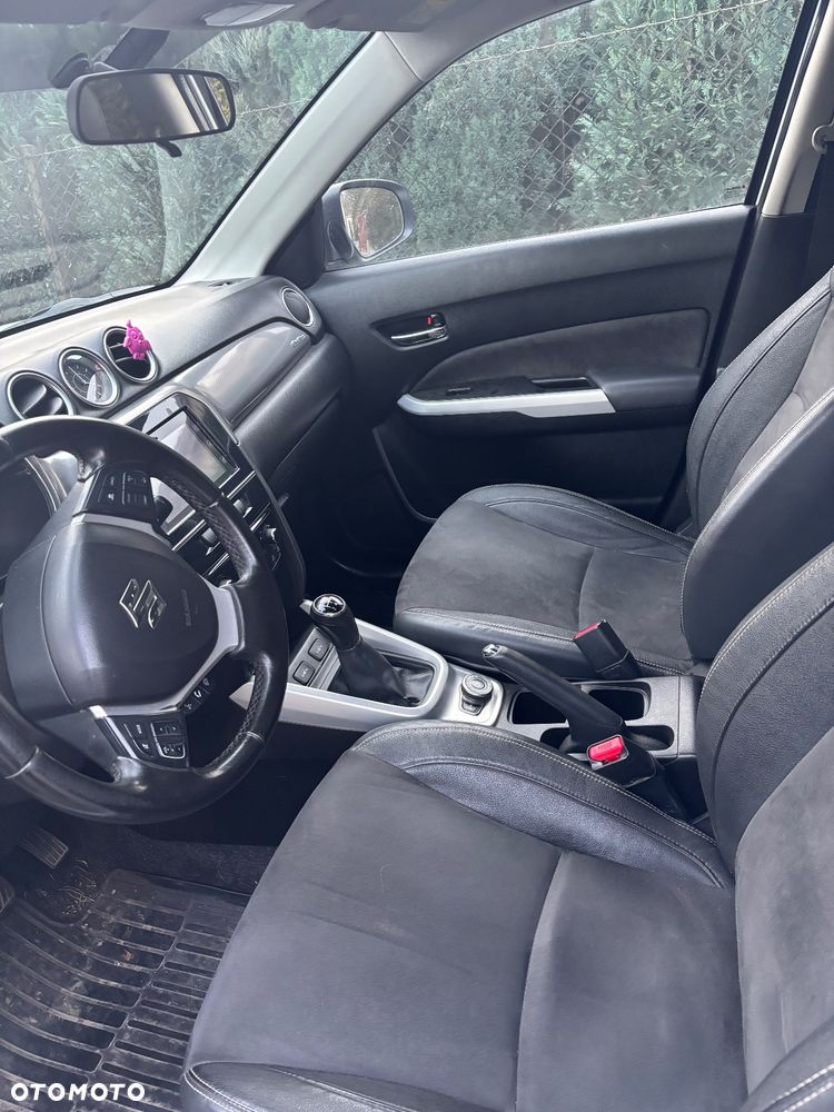 Suzuki Vitara 1.6 (4x4) Allgrip Comfort+ - 6