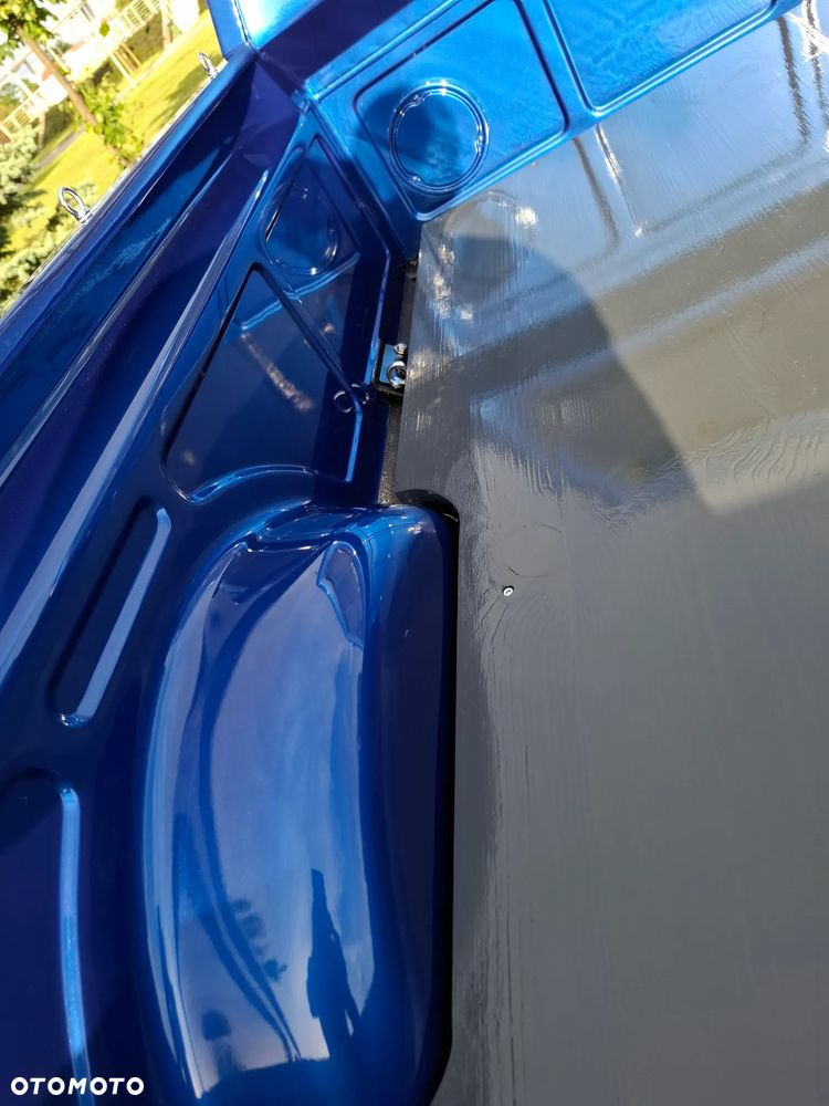 Volkswagen Caddy - 10