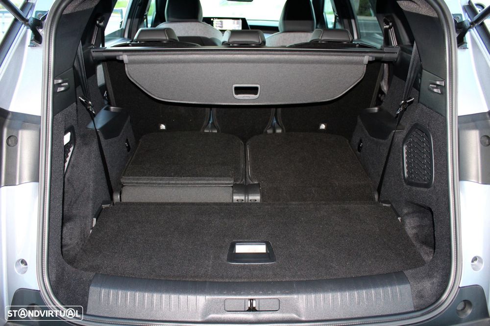 Peugeot 5008 1.2 Hybrid Allure Pack e-DCS6 - 8