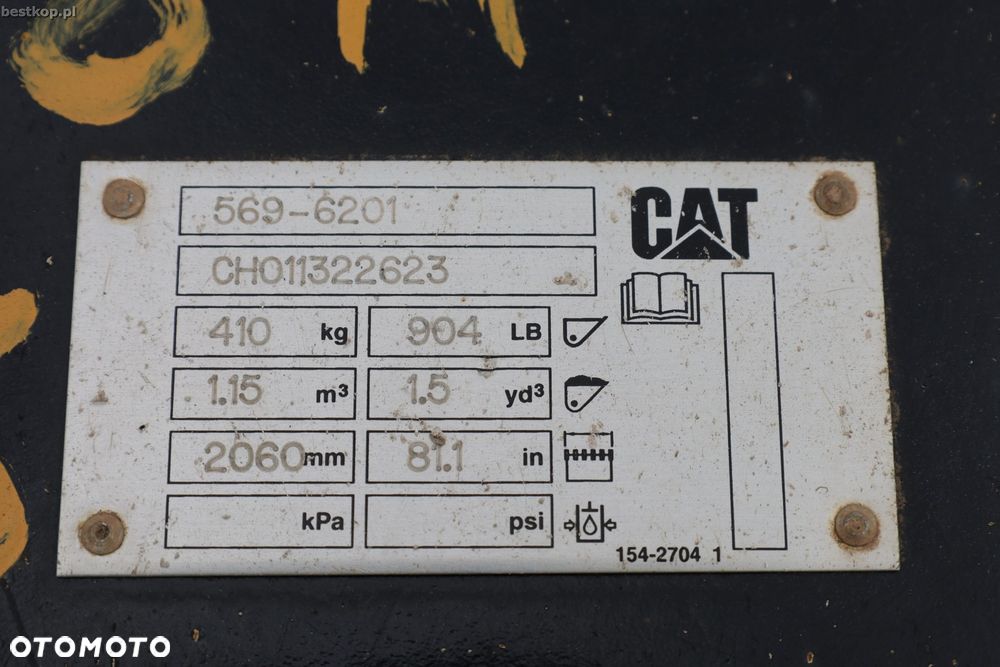 Caterpillar CAT 908M - 23