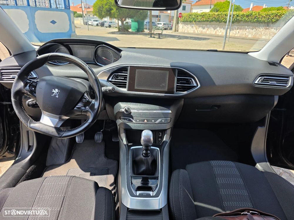 Peugeot 308 130 e-THP Stop & Start Allure - 8