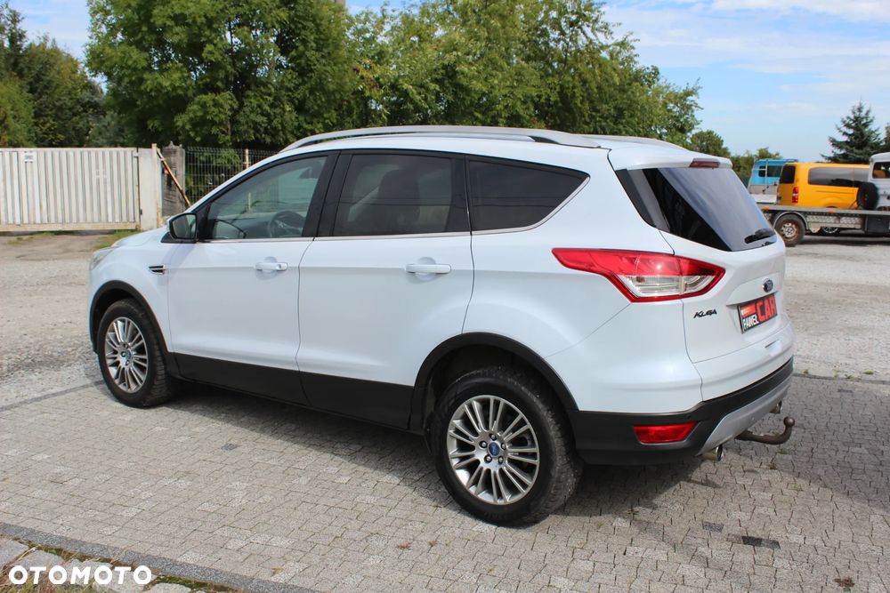 Ford Kuga 2.0 TDCi 2x4 Champions Edition - 6