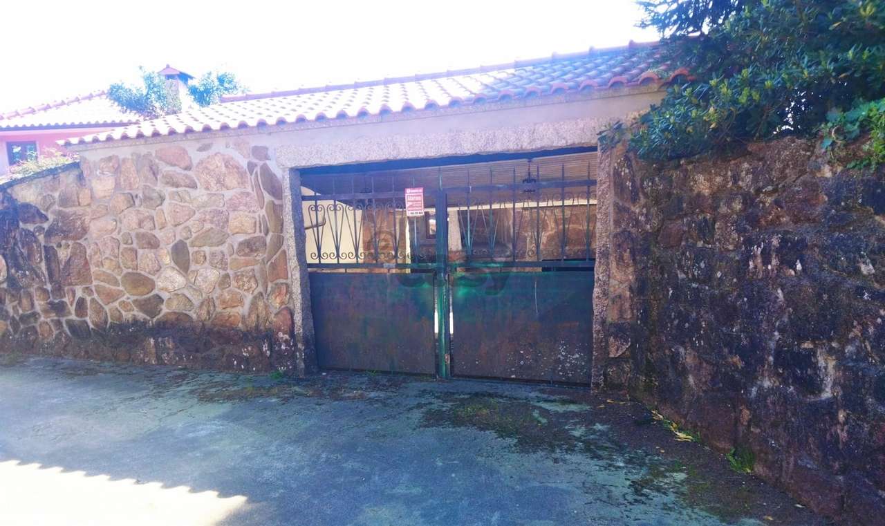 Casa de Pedra com Terreno em Covas - Grande imagem: 4/25