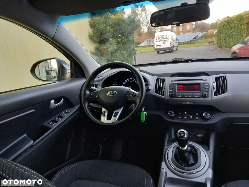 Kia Sportage 1.7 CRDI 2WD Dream-Team Edition - 24