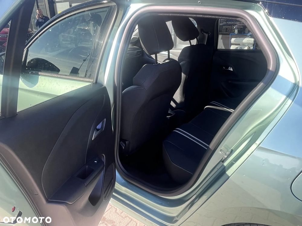 Opel Corsa 1.2 T Yes S&S - 11