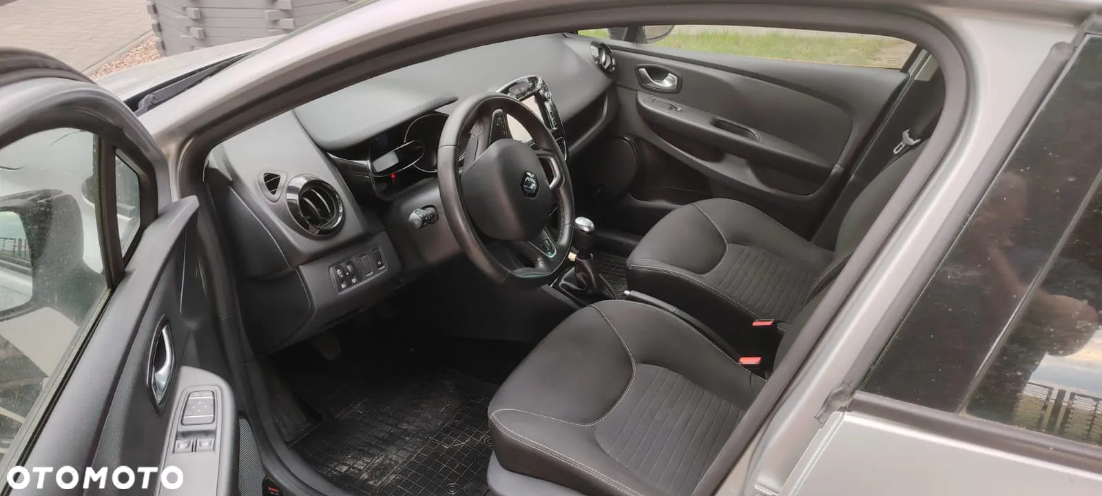 Renault Clio - 8