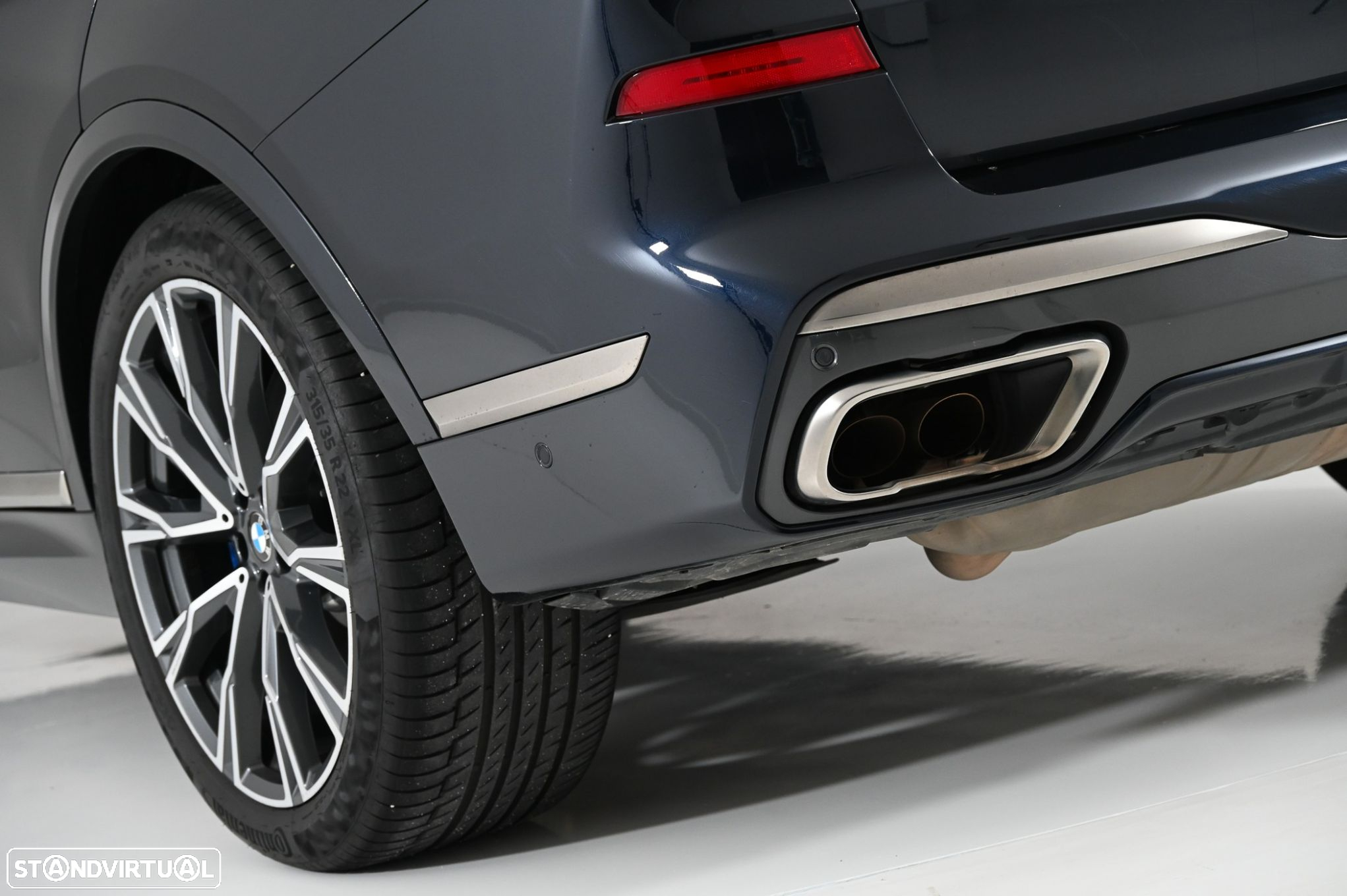 BMW X7 M50i - 12
