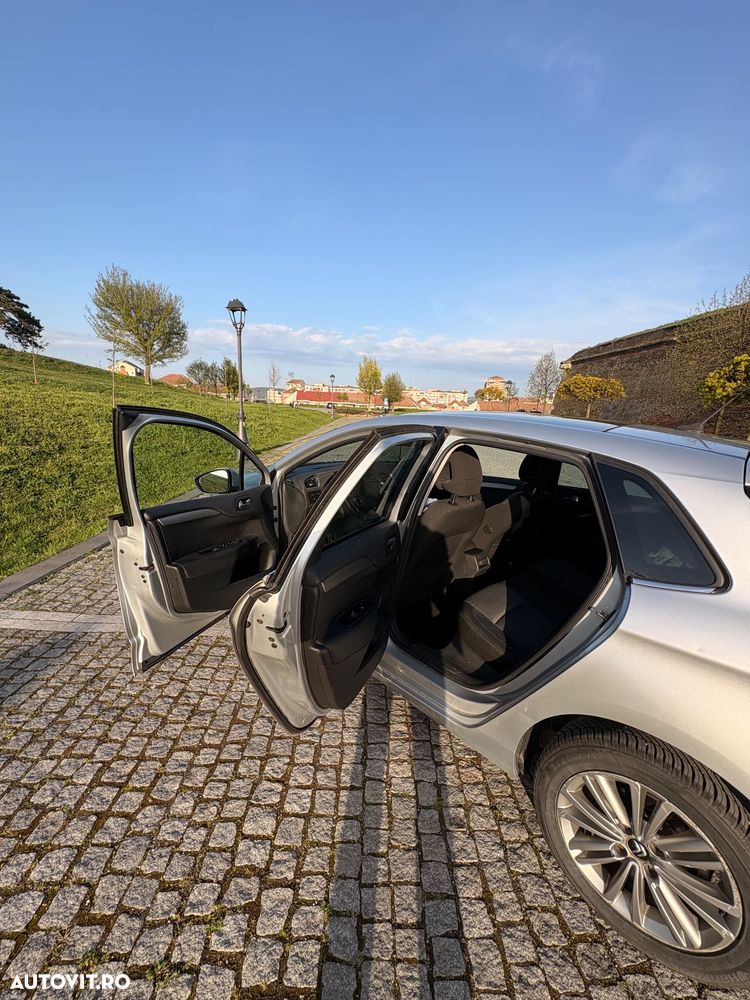 Citroën C4 HDi 90 Selection - 11