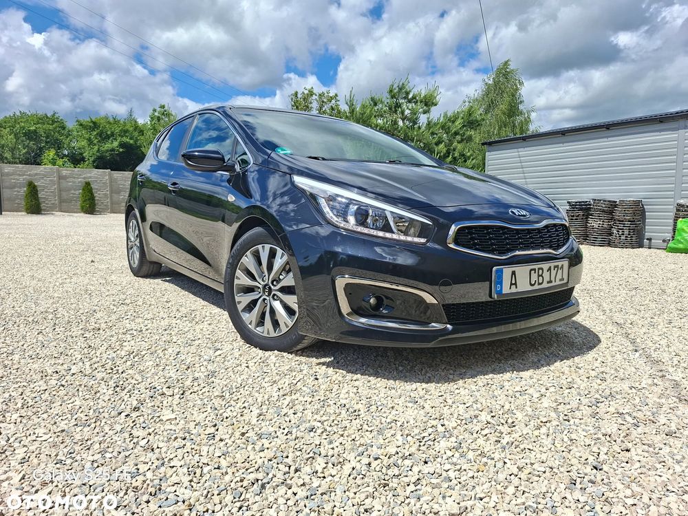 Kia Ceed 1.6 GDI Platinum Edition - 22