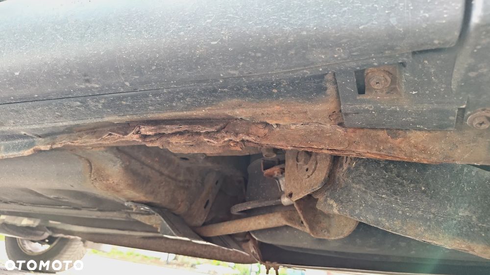 Nissan X-Trail - 16