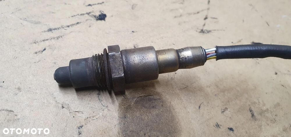 Sonda lambda czujnik BMW M5 G30 F90 4.4 V8 8043677 0258037005 - 2