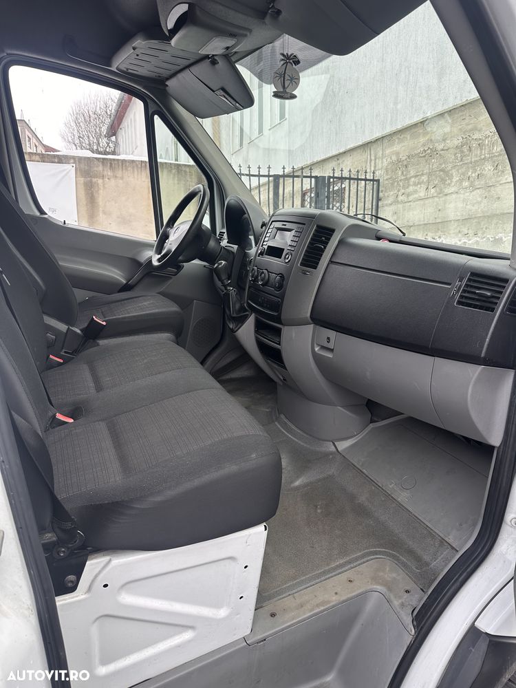 Mercedes-Benz Sprinter - 7