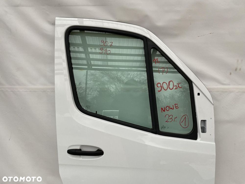 SPRINTER 907 910 drzwi przednie lewe BIAŁE KOLOR BIAŁY ARCTIC WHITE 9147 - 5
