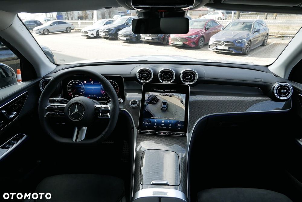 Mercedes-Benz GLC - 12