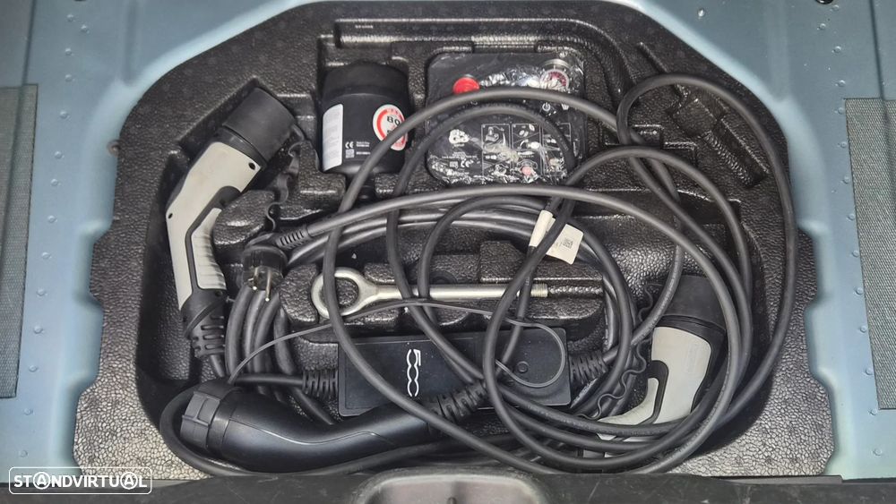 Fiat 500e 3 + 1 - 12