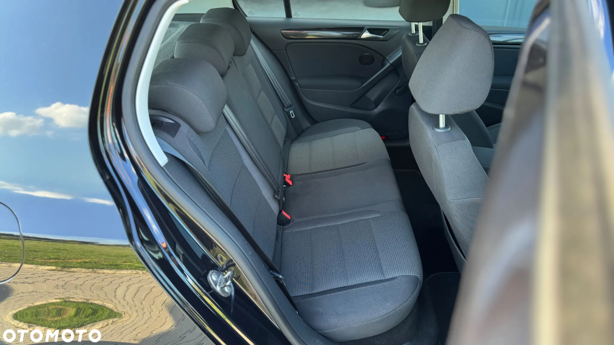 Volkswagen Golf VI 2.0 TDI Comfortline - 18