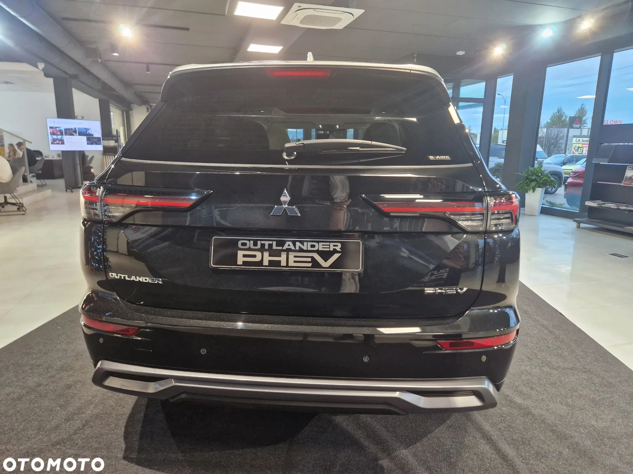 Mitsubishi Outlander - 7