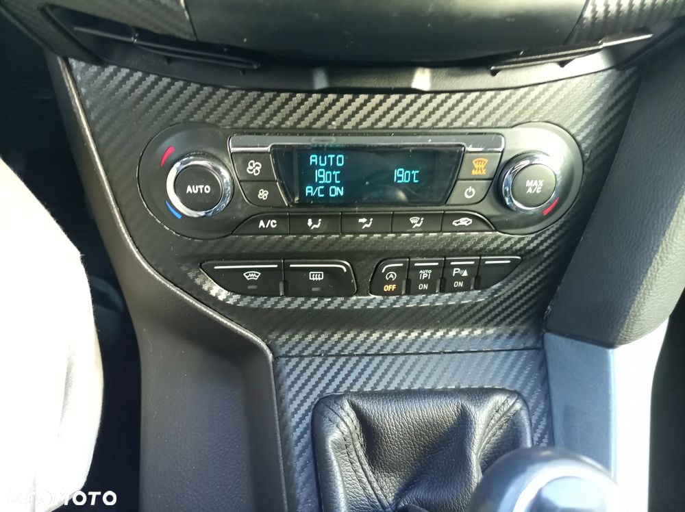 Ford Focus 1.6 TDCi DPF Start-Stopp-System Titanium - 23