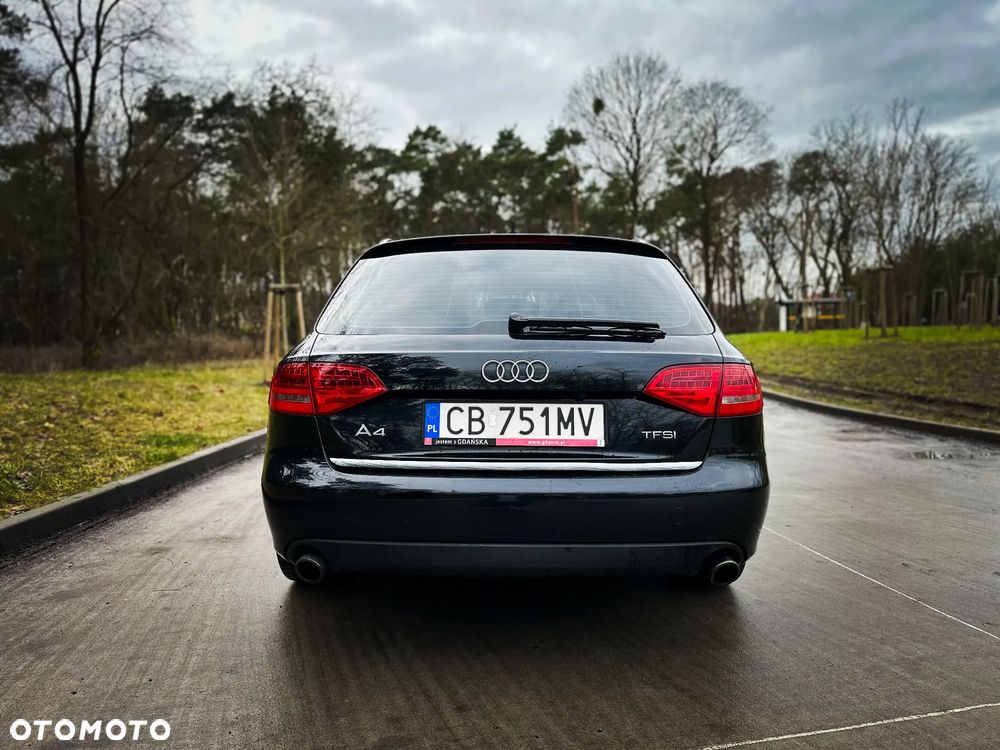 Audi A4 Avant - 6