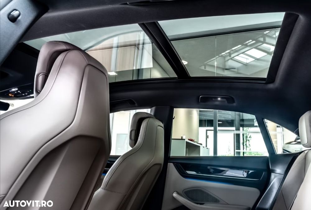 Porsche Macan 4 100 kWh - 13