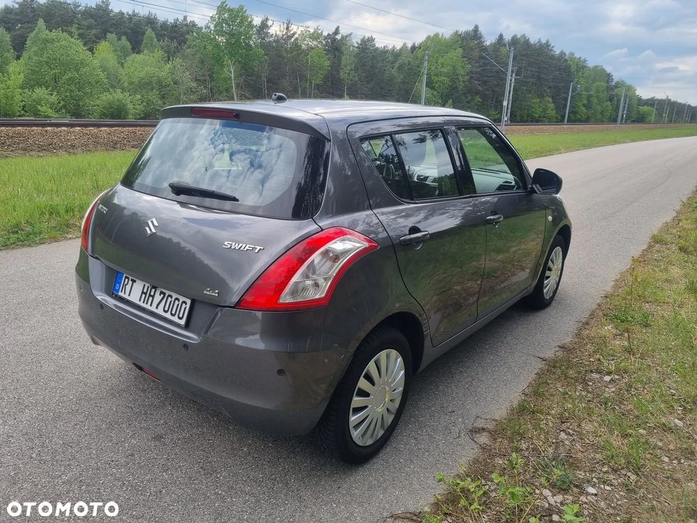Suzuki Swift 1.2 4x4 Club - 10