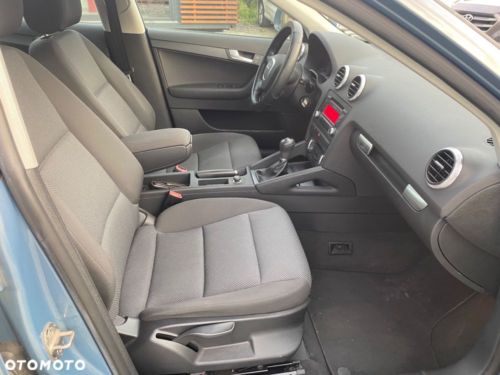 Audi A3 Sportback 1.6 S line Sportpaket (plus) - 24