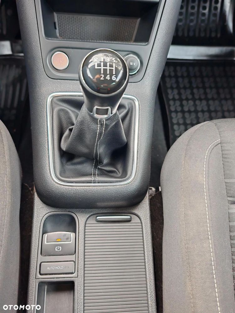 Volkswagen Tiguan 2.0 TDI DPF BlueMotion Technology Lounge Sport & Style - 12