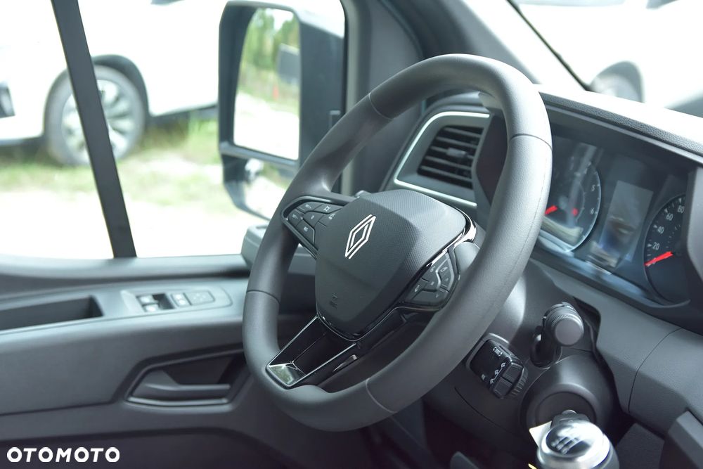 Renault Master Furgon Brygadówka 150KM L3H2 - 23